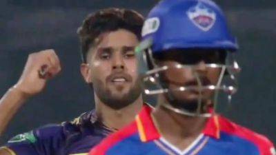 Fear Of BCCI Punishment? KKR Star Stops Midway, Refrains From Aggressive Celebration