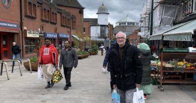 "We don’t know a single councillor": Voters in Oldham have their say on the borough's knife-edge election