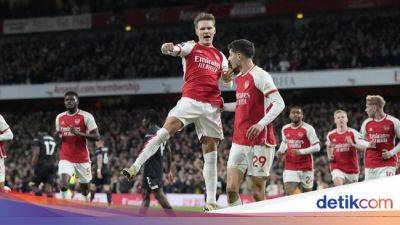 Klasemen Liga Inggris: Arsenal Kini di Puncak - sport.detik.com