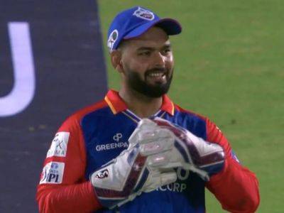 Watch: Was Rishabh Pant Wrongly Denied A DRS Review vs KKR? Internet Thinks So