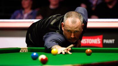 Mark Williams powers to victory over Judd Trump at Tour Championship
