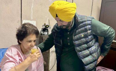 Navjot Singh Sidhu's Wife Undergoes Cancer Surgery. He Says 'Rarest Of Rare..."