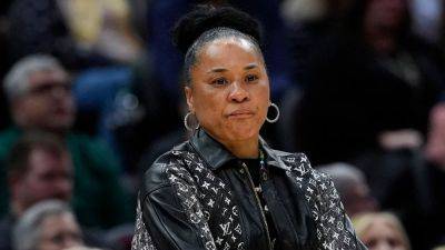 Dawn Staley - Riley Gaines - South Carolina's Dawn Staley draws strong reactions over remarks about trans participation in women's sports - foxnews.com - county Cleveland - state North Carolina - state Iowa - state South Carolina