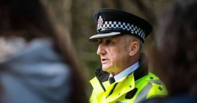 Murder suspect arrested after human remains found in Salford - manchestereveningnews.co.uk
