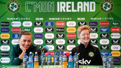 Katie Maccabe - Amber Barrett - Eileen Gleeson - Eileen Gleeson counting on Lansdowne roar to inspire Ireland - rte.ie - Sweden - France - Ireland - county Green