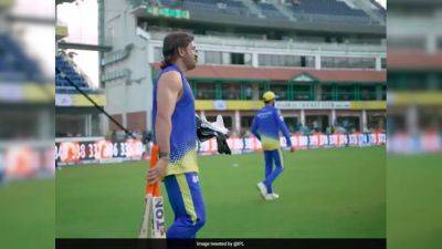 Mitchell Starc - Daryl Mitchell - Watch: MS Dhoni Fires Warning To KKR, Not With Words But With His Bat - sports.ndtv.com - India - county Kings