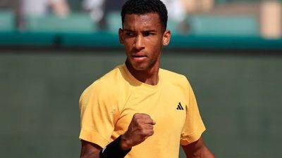 Auger-Aliassime avoids Round 2 match in Monaco against Alcaraz, who has forearm injury