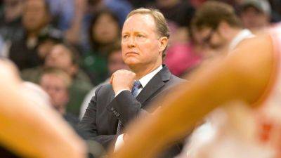 Mike Budenholzer is Suns' top coaching target, sources say - ESPN