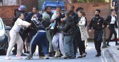Violent brawl outside Manchester Crown Court 'linked to Badri Issa murder trial' - as eight people arrested - manchestereveningnews.co.uk