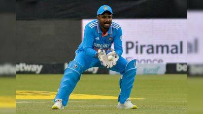 Rajasthan Royals - Brendon Maccullum - Sanju Samson - Royal Challengers Bengaluru - "More Interested In Talking About...": Sanju Samson's Act Minutes After T20 World Cup Selection Wins Hearts - sports.ndtv.com - India
