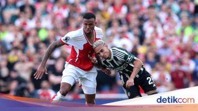 Cesc Fabregas - Liga Inggris - Rasmus Hojlund - Cesc Fabregras: Arsenal Masih Terlalu Tangguh buat MU - sport.detik.com