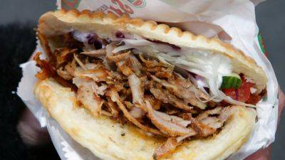 Difficult to digest cost of doner kebabs in Germany prompts price cap calls