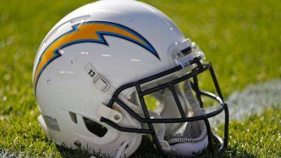 A.J. Smith, winningest GM in Chargers' history, dies at 75 - ESPN - espn.com - county San Diego