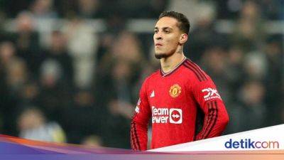Liga Inggris - Antony - Viral! Ekspresi Bengis Antony di Laga MU Vs Arsenal - sport.detik.com