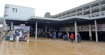 Passengers evacuated from terminal at Manchester Airport - manchestereveningnews.co.uk