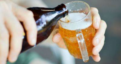 Man's trick for opening beer using household item – but not everyone agrees - manchestereveningnews.co.uk