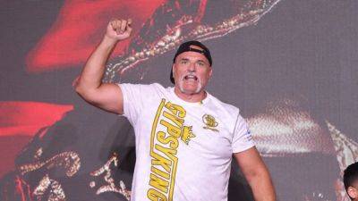 Tyson Fury - John Fury - Fury's father bloodied in clash with Usyk's entourage - channelnewsasia.com - Ukraine - Saudi Arabia