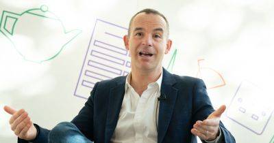 Martin Lewis - Martin Lewis asks parents if summer holidays should be 'substantially shortened' - manchestereveningnews.co.uk - Britain