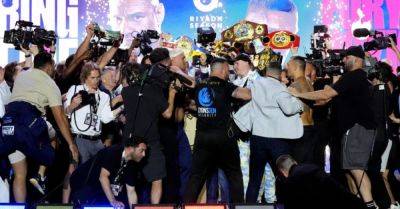 Tyson Fury - Tyson Fury vows to knock Oleksandr Usyk ‘spark out’ at fiery Riyadh weigh-in - breakingnews.ie - Ukraine