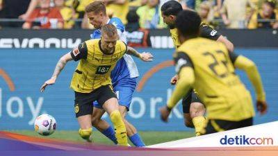 Borussia Dortmund - Marco Reus - Ian Maatsen - Marcel Sabitzer - Julian Brandt - Bundesliga - Borussia Dortmund Gasak Darmstadt 4-0 di Pekan Terakhir Bundesliga - sport.detik.com