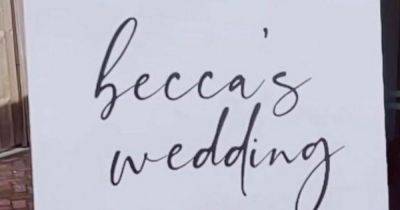 Bride's welcome sign at wedding sees groom demoted – as people left chucking - manchestereveningnews.co.uk