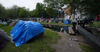 Asylum seeker tents not removed because of Europa League final, insists minister - breakingnews.ie - Ireland - county Bay