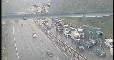 Heavy traffic on M60 as stretches of motorway left flooded in torrential rain - manchestereveningnews.co.uk