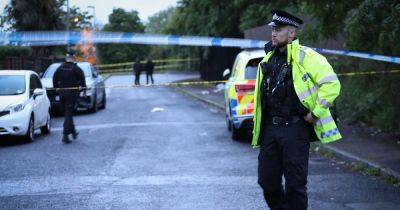 Men shot and stabbed in violent 'disturbance' in Oldham - manchestereveningnews.co.uk - county Oldham