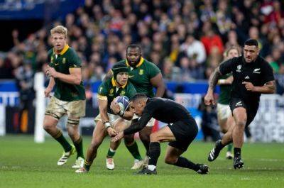 Warren Gatland - Springboks v All Blacks: Ticket prices for Cape Town Test range from R250 to R3 500 - news24.com