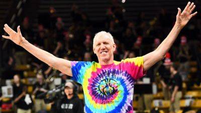 Hall of Famer Bill Walton, 2-time champ at UCLA and in NBA, dies - ESPN