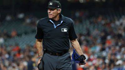 MLB umpire Ángel Hernández retiring after 3 decades - ESPN
