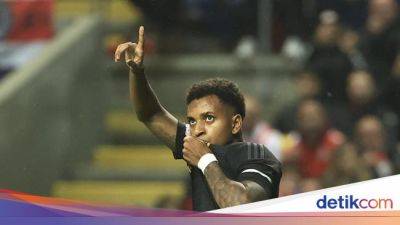 Maaf, Rodrygo Gak Kepikiran Cabut dari Real Madrid