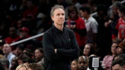 Wizards remove interim tag, name Brian Keefe as head coach - ESPN