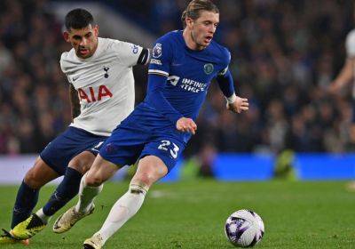 Chelsea shatter Spurs’ top four bid
