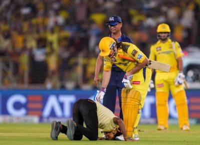 Gujarat Titans - MS Dhoni Said He Will Take Care Of My Surgery: IPL Pitch Invader's Big Claim - sports.ndtv.com - India