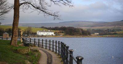 Man knocked unconscious in 'unprovoked attack' near Hollingworth Lake - manchestereveningnews.co.uk