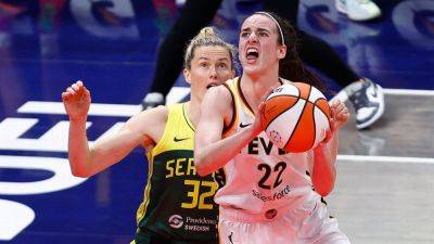 Caitlin Clark scores 20; Fever fall to 1-8 in loss to Storm - ESPN