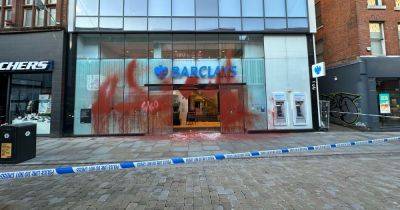 Police tape off Barclays as Market Street bank smashed up and covered in paint - manchestereveningnews.co.uk - Israel - Palestine