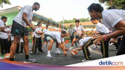 Grant Williams - Serunya Dua Pemain NBA Latih Siswa SD di Jakarta Main Basket - sport.detik.com