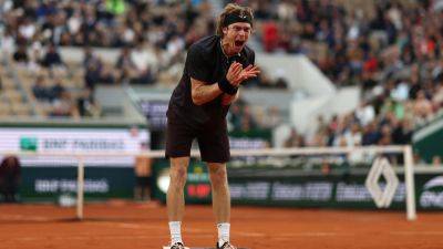 Andrey Rublev - Rublev loses cool in spectacular French Open exit - rte.ie - Russia - France - Italy