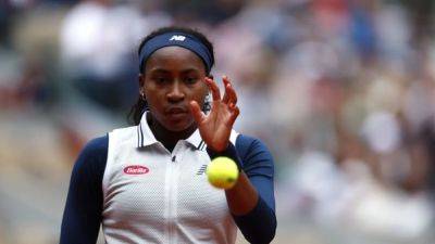 Gauff cruises past Yastremska into French Open fourth round