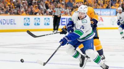 Canucks win against Predators, advance to 2nd playoff round