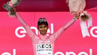 Tadej Pogacar - Narvaez outsprints Pogacar to win Giro d'Italia stage one - channelnewsasia.com - Germany - Uae - Slovenia - Ecuador