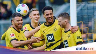 Hasil Liga Jerman: Dortmund Menang, Bayern Tumbang