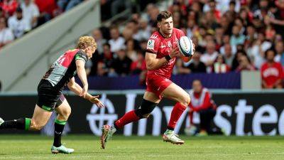 Toulouse hold off Harlequins as Leinster await in Champions Cup final
