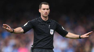 Referee Jarred Gillett to wear head-mounted camera for Palace-Man Utd match