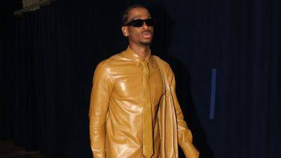 Shai Gilgeous-Alexander wears all-gold outfit ahead of Mavericks-Thunder - ESPN - espn.com - county Dallas