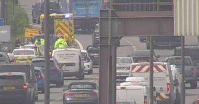 Live updates as crash shuts one lane on M4 westbound near Swansea - walesonline.co.uk