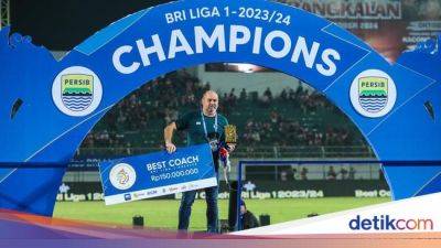 Bojan Hodak: Pelatih Asing Pertama yang Bawa Persib Juara Liga
