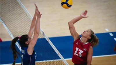 Canadian women bumped by Serbia in Volleyball Nations League